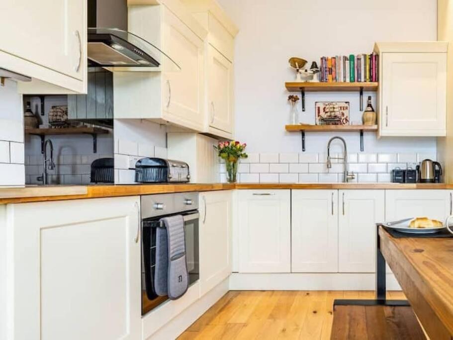 Number 7 Torquay Stunning Sea Views 아파트 외부 사진