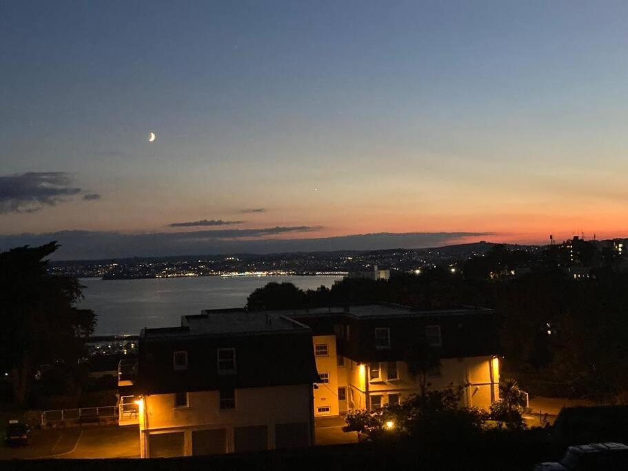 Number 7 Torquay Stunning Sea Views 아파트 외부 사진